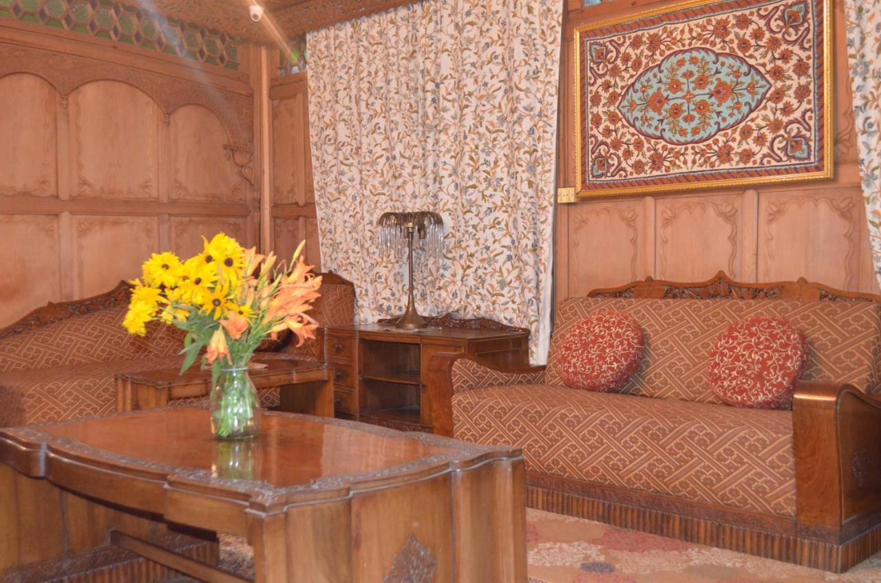 New Alexandra Houseboats Hotel Srinagar  Luaran gambar