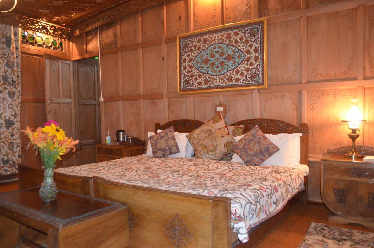 New Alexandra Houseboats Hotel Srinagar  Luaran gambar