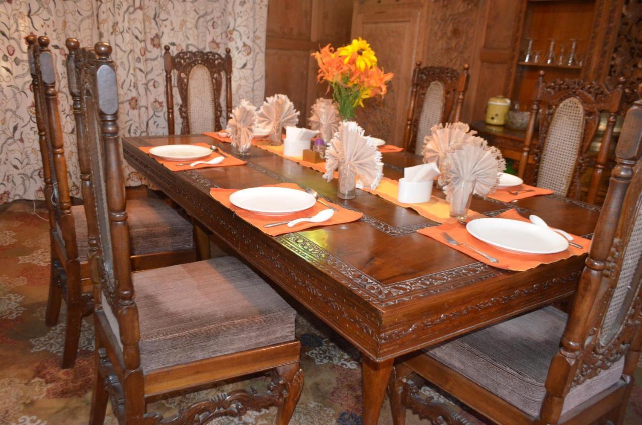 New Alexandra Houseboats Hotel Srinagar  Luaran gambar
