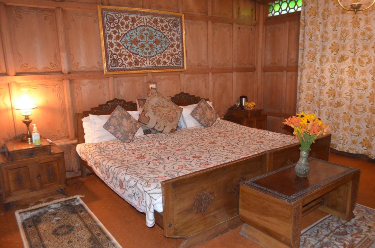 New Alexandra Houseboats Hotel Srinagar  Luaran gambar