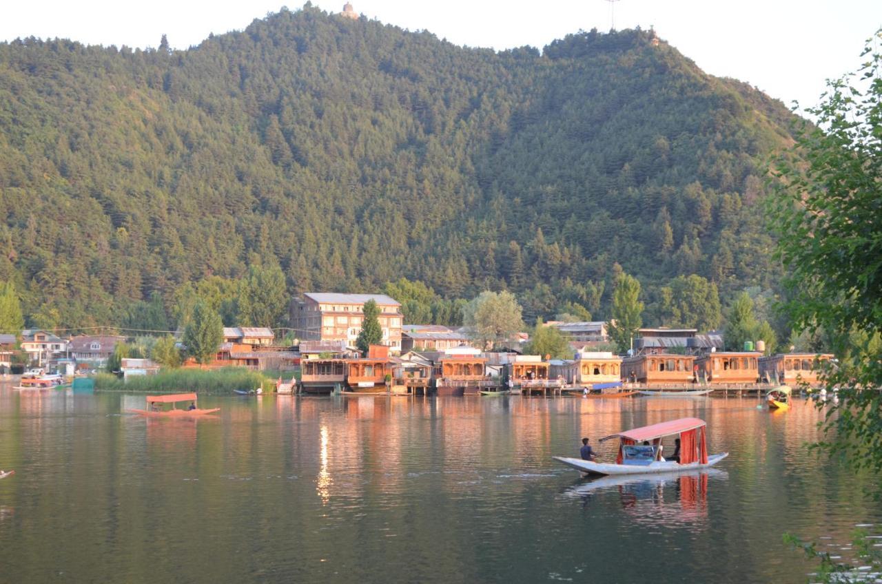 New Alexandra Houseboats Hotel Srinagar  Luaran gambar