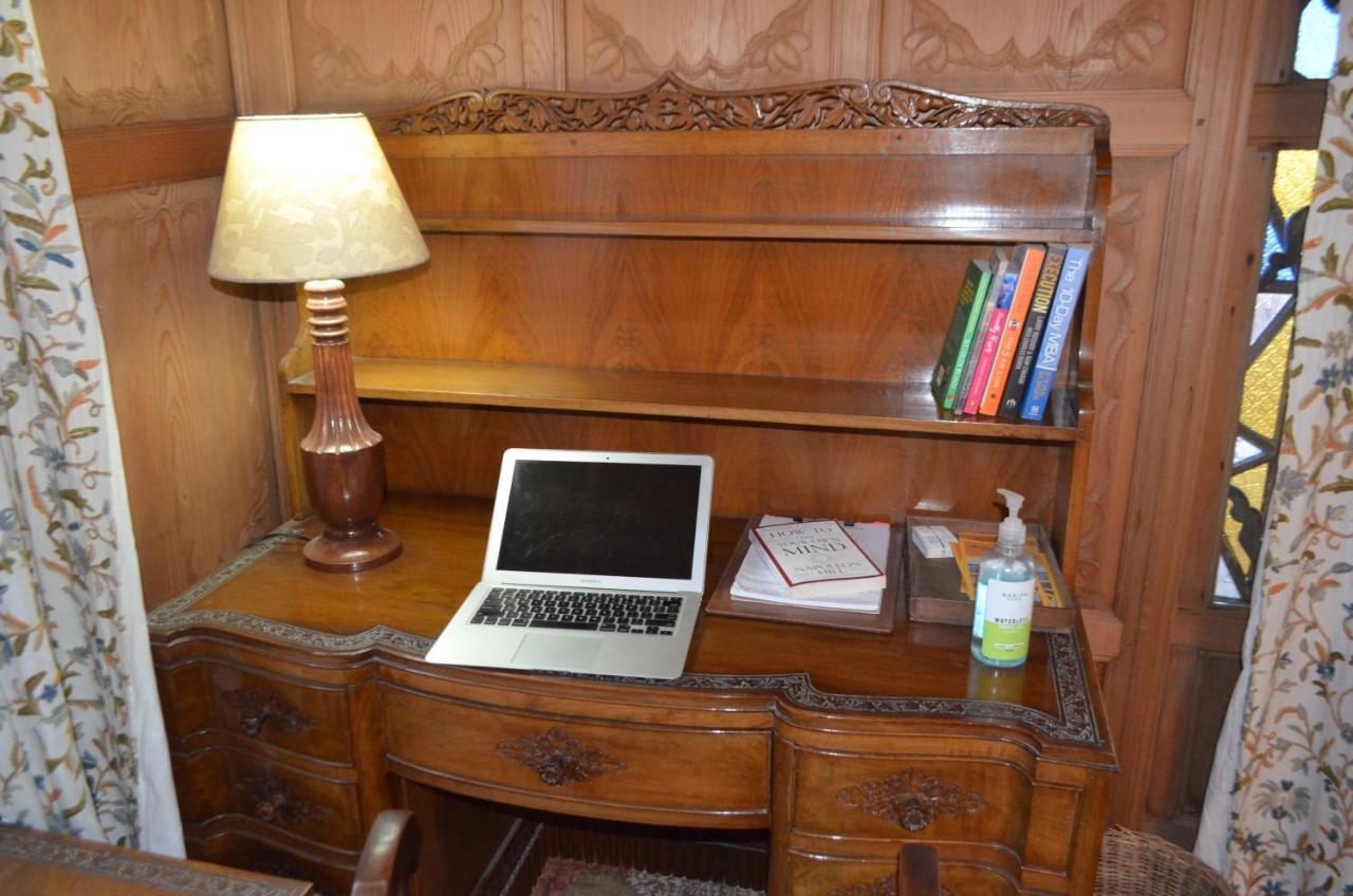 New Alexandra Houseboats Hotel Srinagar  Luaran gambar